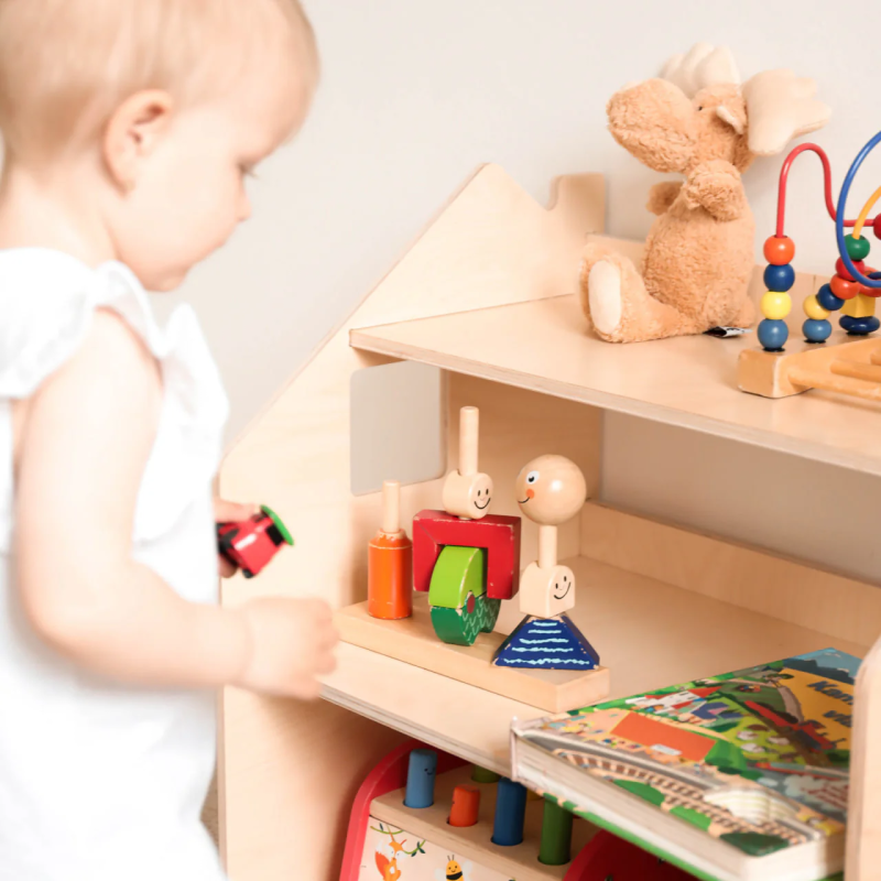 Lo Scaffale per giocattoli di BusyKids è bello e sicuro per i tuoi bambini Lo Scaffale per giocattoli di BusyKids è bello e sicuro per i tuoi bambini