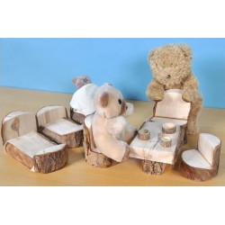 Il Set di mobili in legno per il gioco dei tre orsi di Cosy per bambini