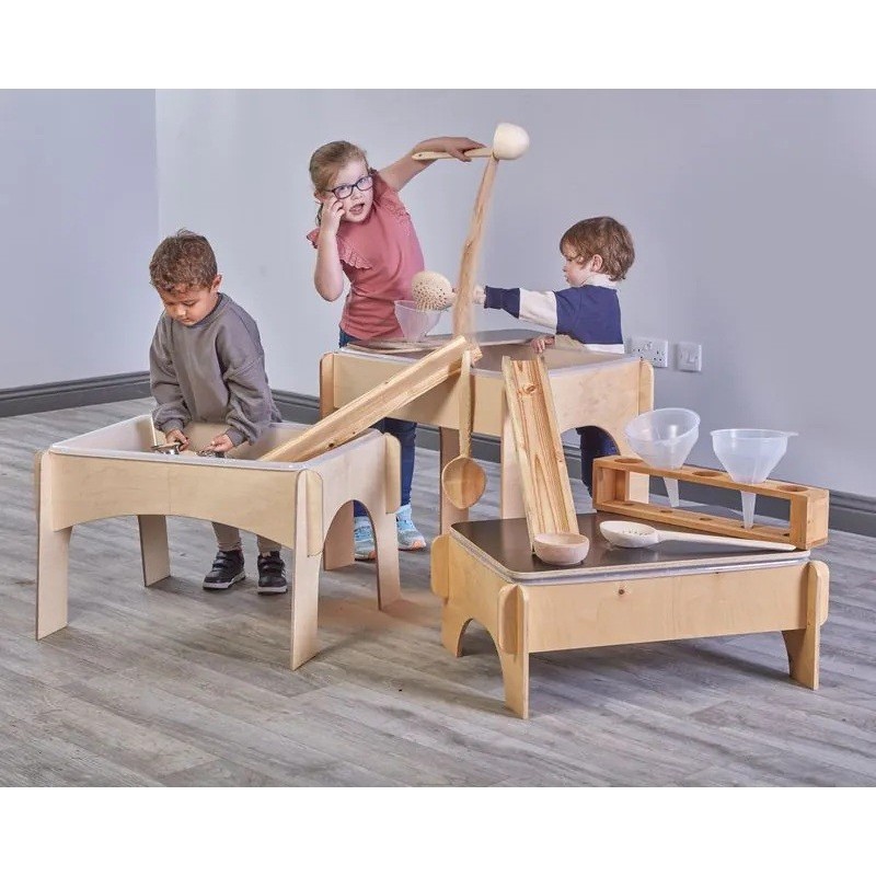 Tanti modi per giocare con il Vassoio basso pieghevole per sabbia e acqua per bambini di Cosy