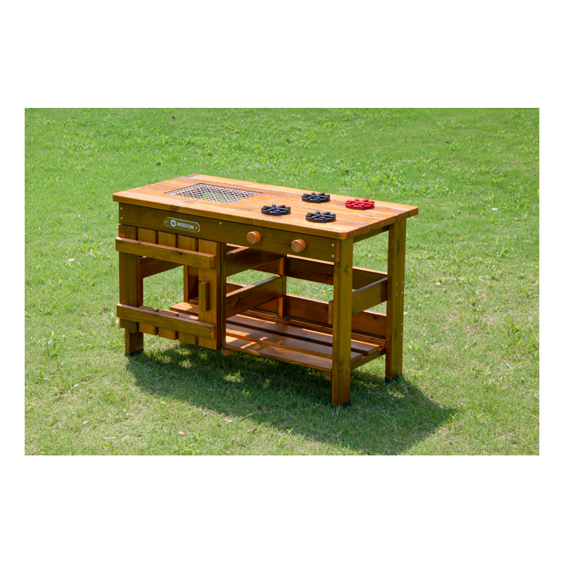 Il Barbecue Gioco in Legno da Esterno per Bambini di Wisdom è in legno di pino, sicuro e durevole