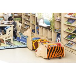 Divertente e capiente con le ruote la Libreria in Legno con Ruote a Forma di Giraffa per Bambini di Wisdom