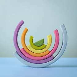 Tante cose puoi creare con i pezzi in legno del puzzle del piccolo arcobaleno della BumbuToys