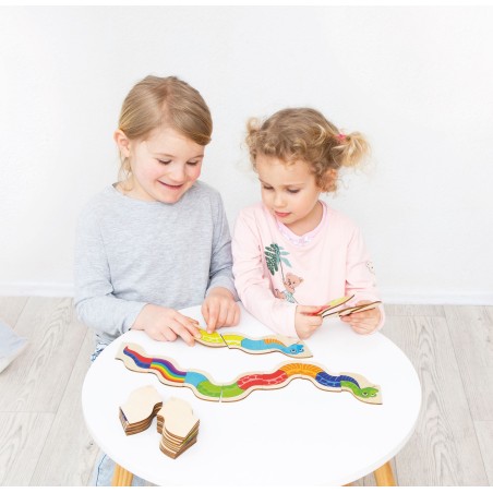 I bambini potranno sfidarsi a chi costruisce il serpente più lungo con il domino Mamba Zamba I bambini potranno sfidarsi a chi costruisce il serpente più lungo con il domino Mamba Zamba