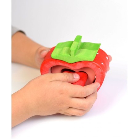 Un puzzle in legno della BumbuToys che si adatta perfettamente alle piccole mani dei bambini Un puzzle in legno della BumbuToys che si adatta perfettamente alle piccole mani dei bambini