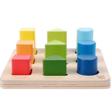 Un Incastro di diversi colori e forme di Hape