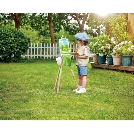 Il Cavalletto portatile in bambù di Hape può essere usato sia in casa che all'aperto Il Cavalletto portatile in bambù di Hape può essere usato sia in casa che all'aperto