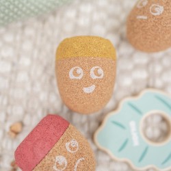 Diverse espressioni facciali per stimolare nel bambino lo sviluppo emotivo