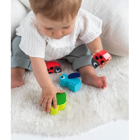 Un gioco sicuro e resistente per bambini dai 6 mesi Un gioco sicuro e resistente per bambini dai 6 mesi