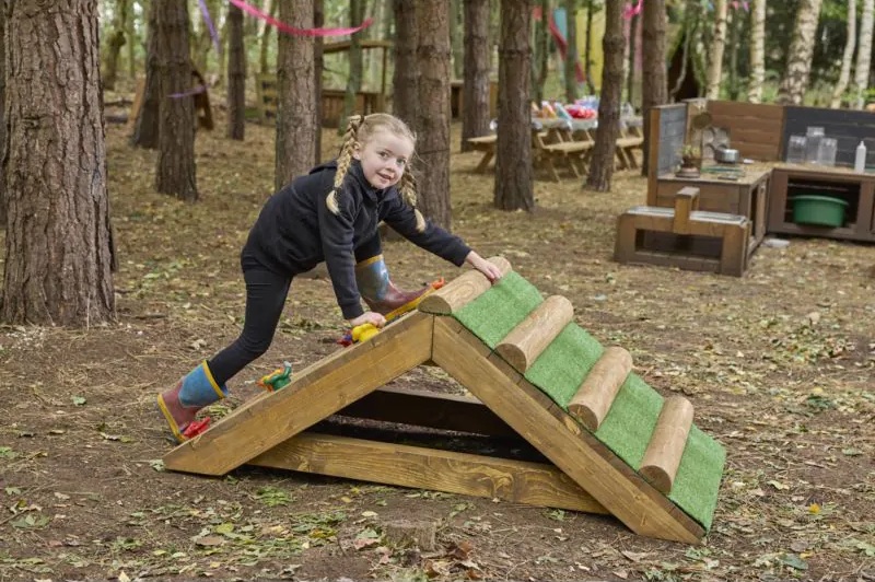 i migliori giochi da fare all'aperto con i bambini