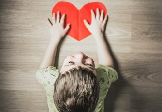 Come festeggiare San Valentino in famiglia con i bambini